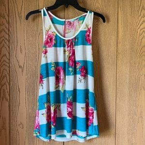 Sleeveless floral top-size medium